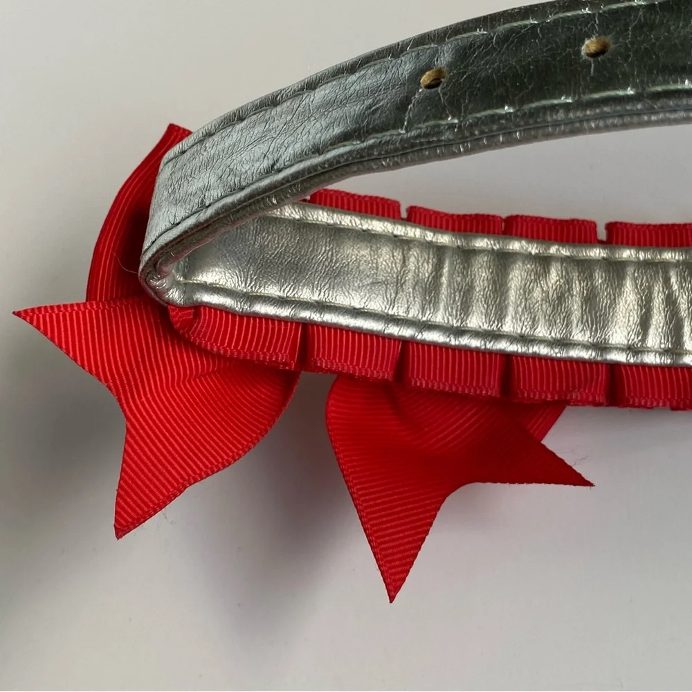 Martha Stewart Dog Collar with Bow For A 14-17” Neck Small Medium Red Silver